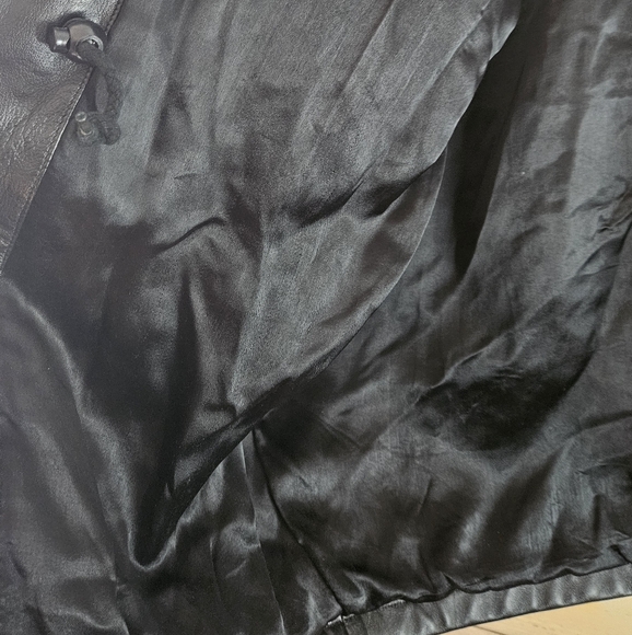 Mens vintage leather jacket - Picture 6 of 11